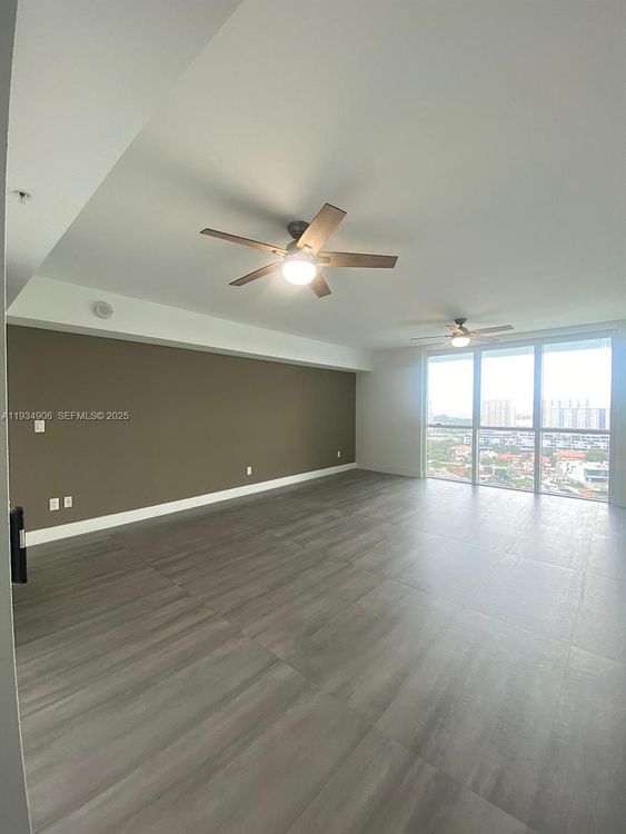 400 Sunny Isles #1616 image #20