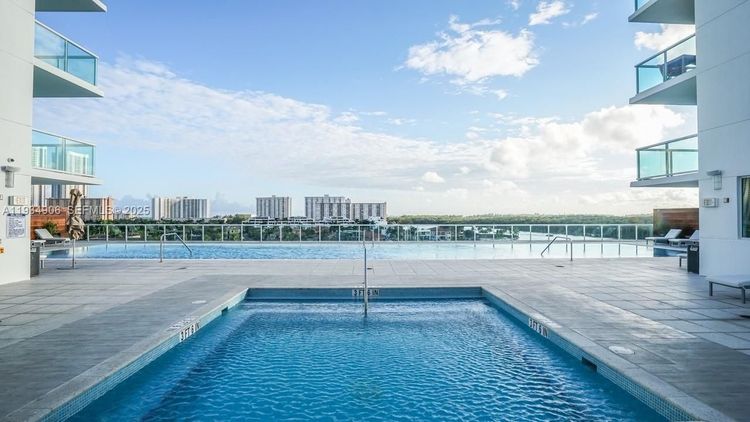 400 Sunny Isles #1616 image #30