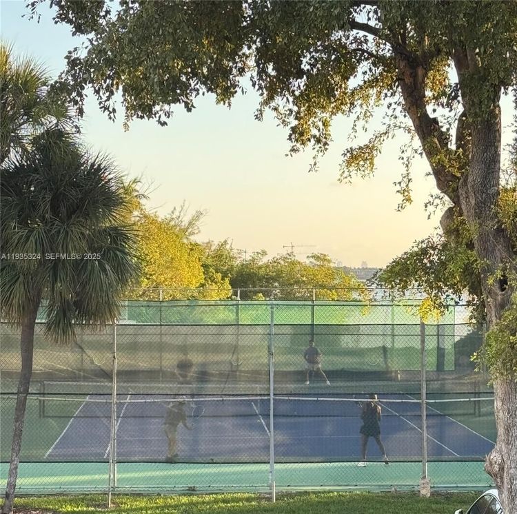 Arlen House East #509 image #31