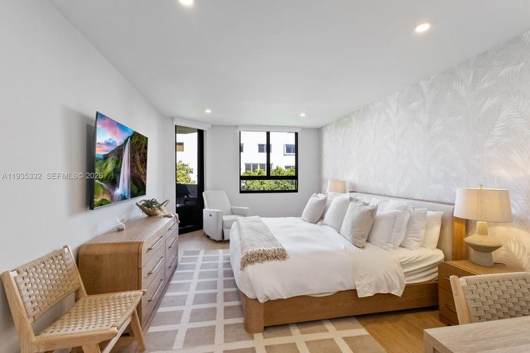 Key Colony IV Botanica #446 image #11