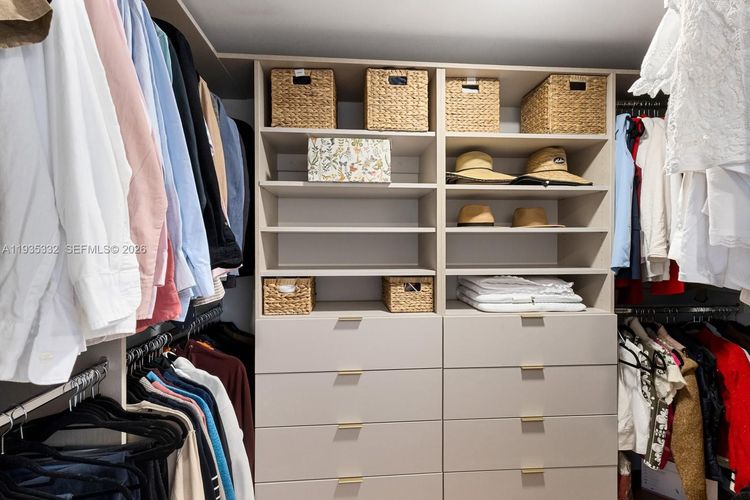 Key Colony IV Botanica #446 image #14