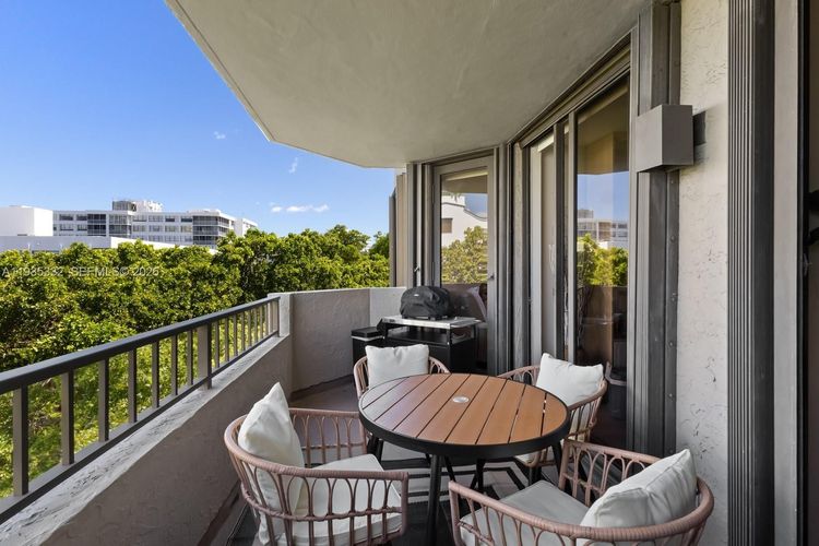 Key Colony IV Botanica #446 image #22