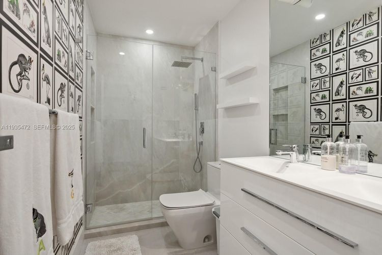 Towers of Key Biscayne #B101 image #8