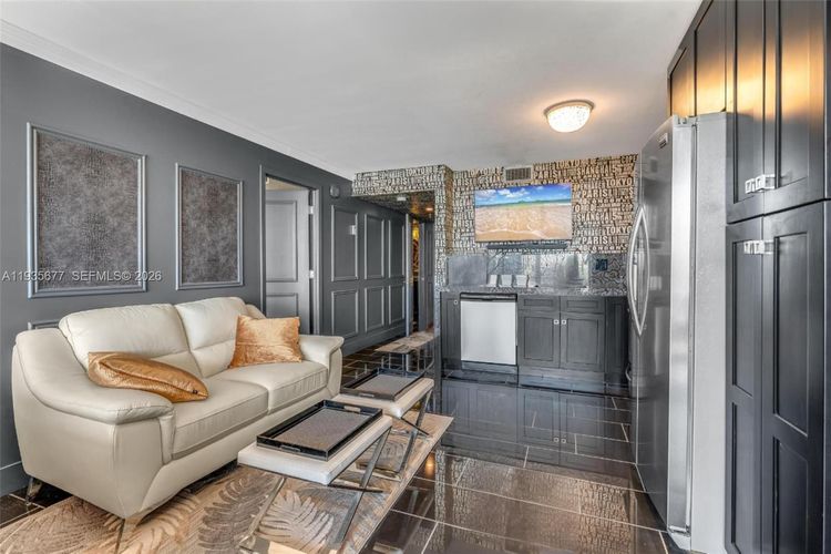 The Venetia #30H image #7