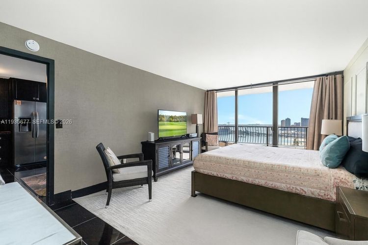 The Venetia #30H image #8