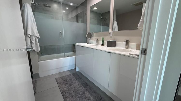 Mint #3607 image #25