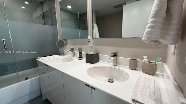 Mint #3607 image #26