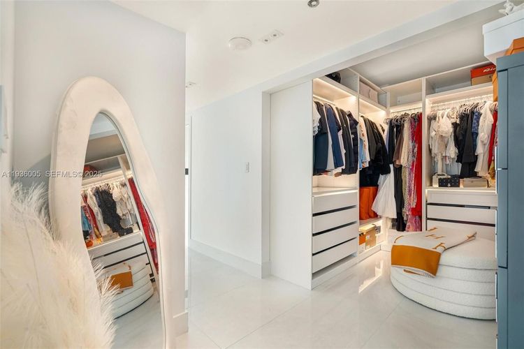 Oceania III #2438 image #16