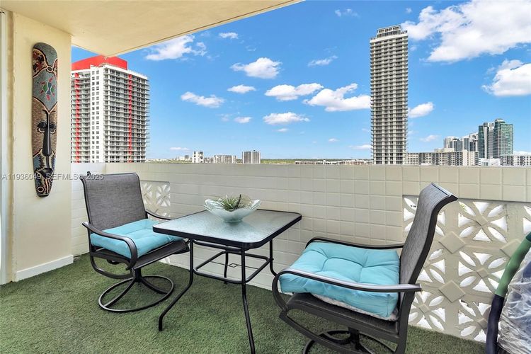 Plaza Towers North #1709 image #25