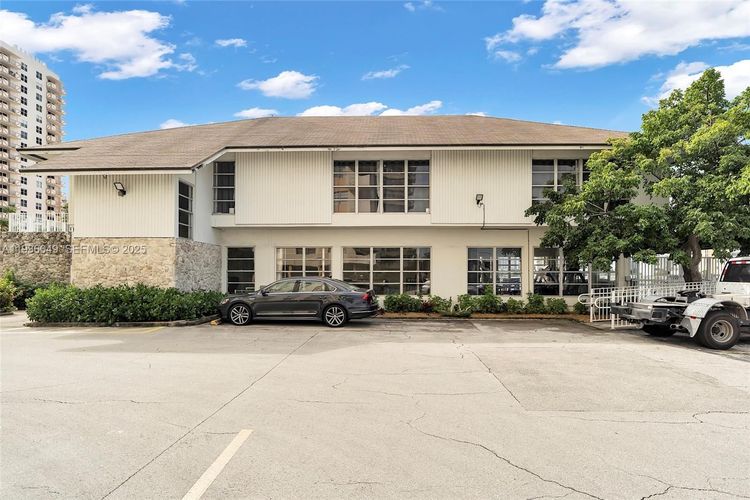 Plaza Towers North #1709 image #29