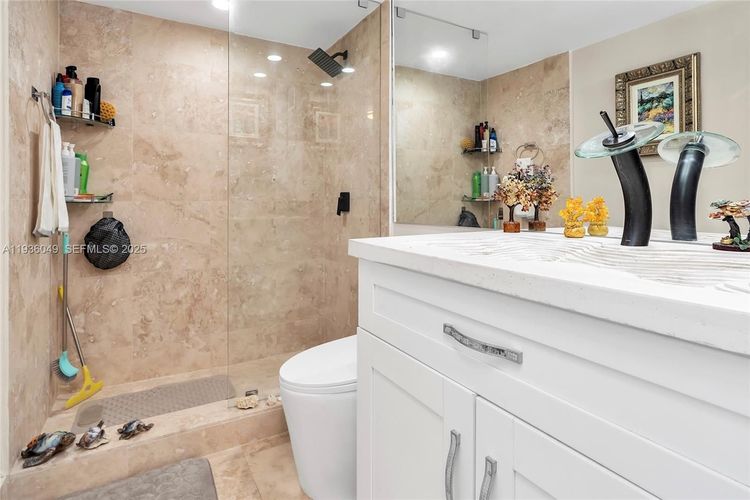 Plaza Towers North #1709 image #35