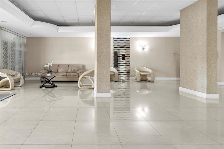 Plaza Towers North #1709 image #39