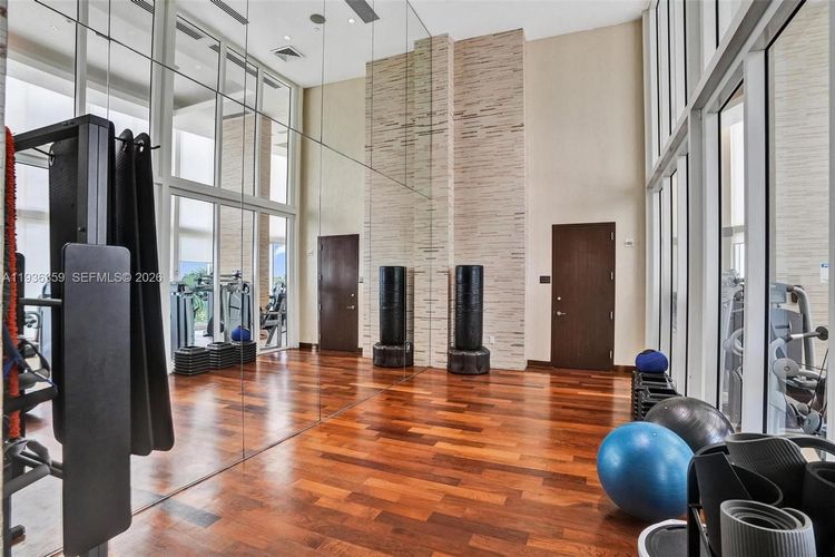 Trump Tower 3 #2201 image #47