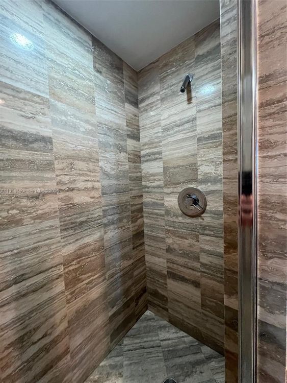 Trump Tower 3 #2201 image #54