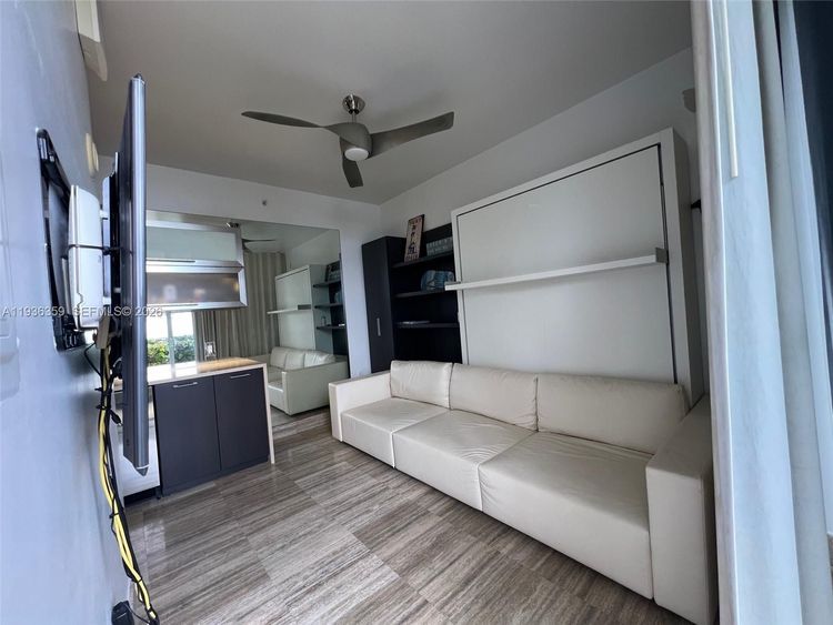 Trump Tower 3 #2201 image #58