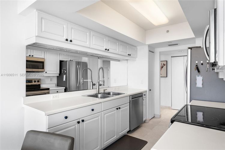 North Tower at The Point #3001 image #16