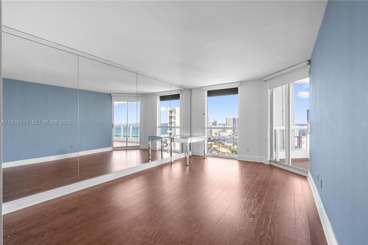 North Tower at The Point #3001 image #19