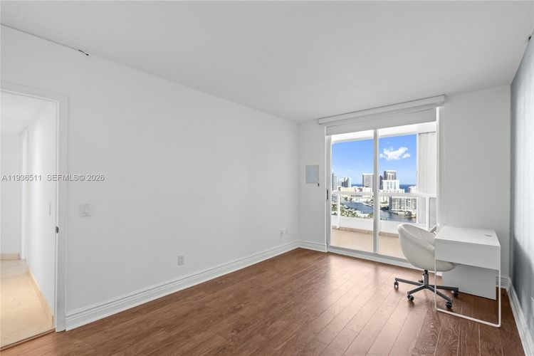 North Tower at The Point #3001 image #36