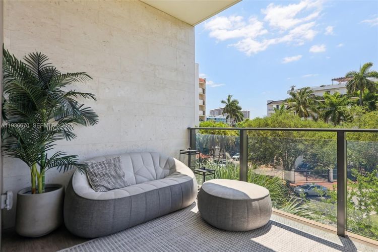 The Fairchild #309 image #34