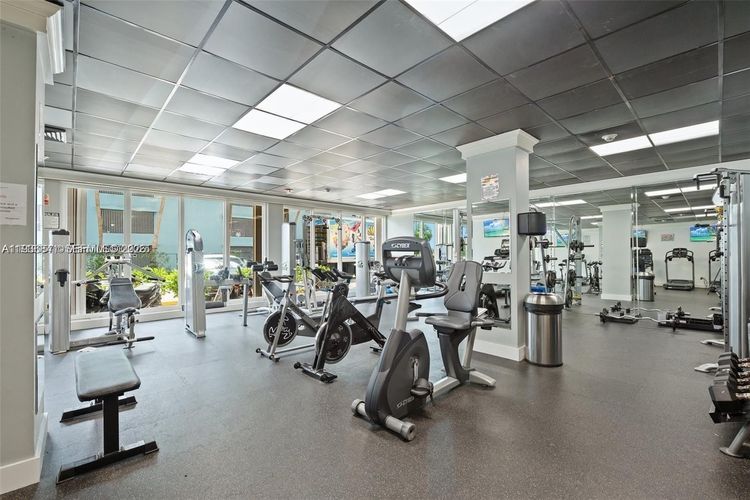 Kennedy House #15N image #6