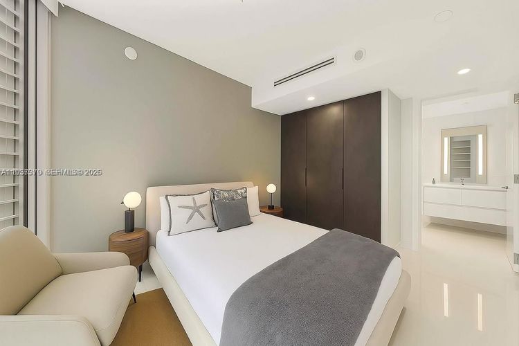 Aston Martin Residences #2703 image #15