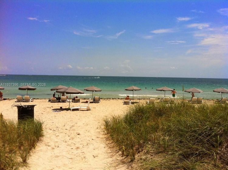 Harbour House #727 image #19