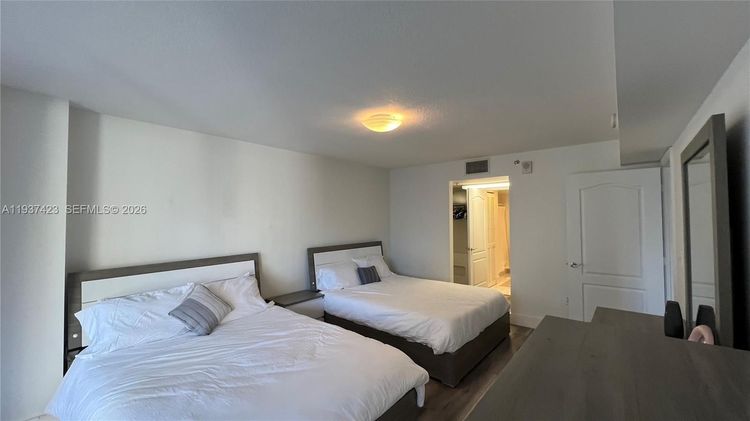 The Club at Brickell #2018 image #17