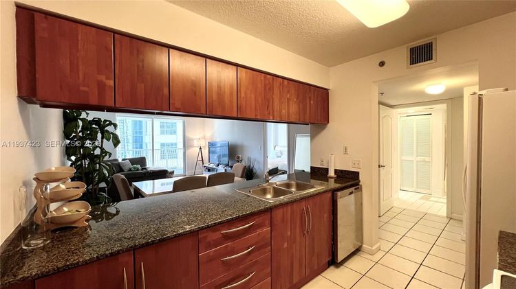 The Club at Brickell #2018 image #6