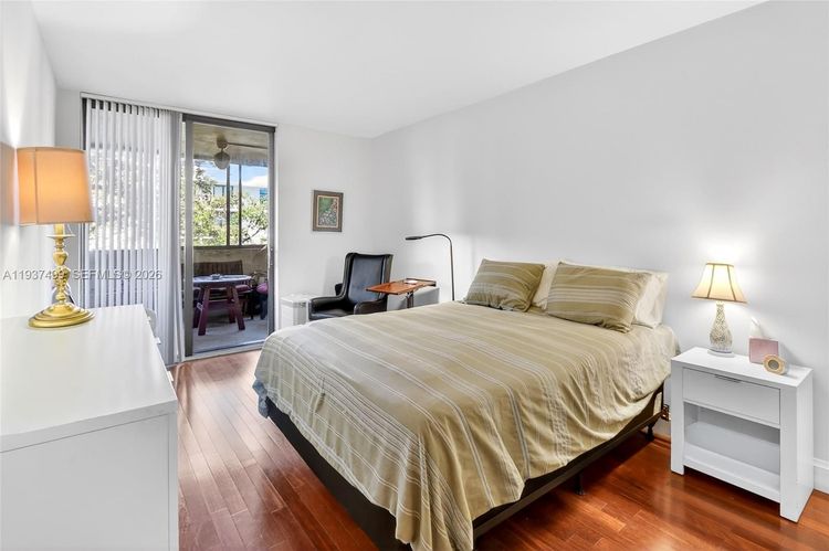 Key Colony IV Botanica #338 image #10