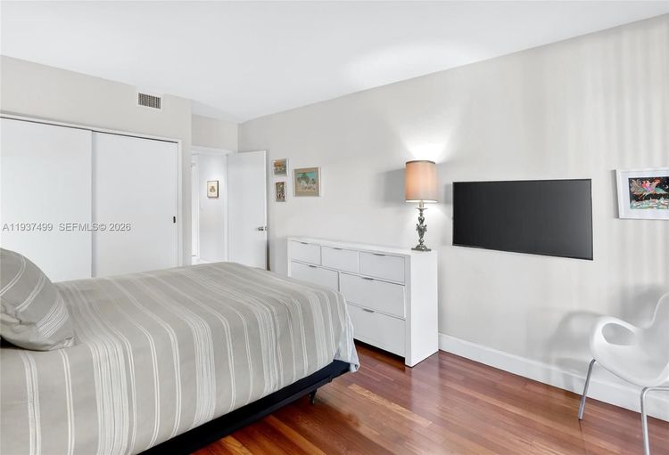 Key Colony IV Botanica #338 image #11