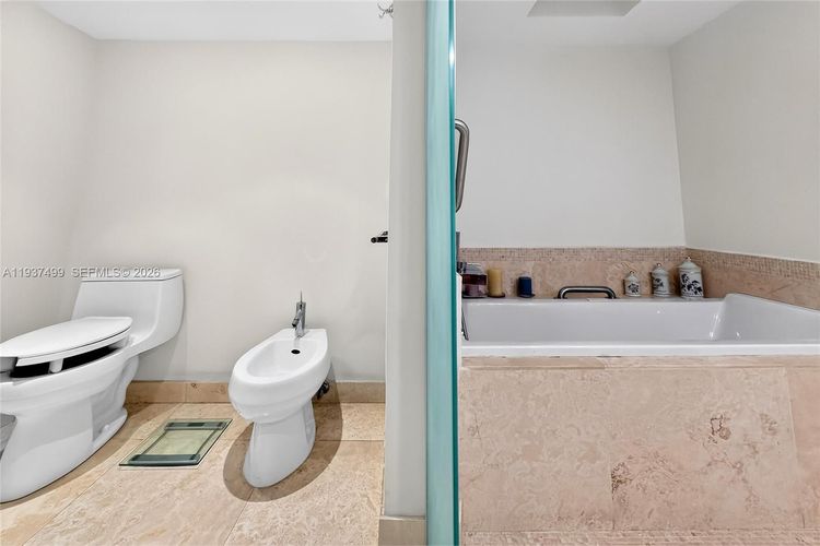 Key Colony IV Botanica #338 image #16