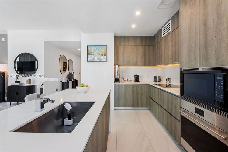 Aurora #905 image #13