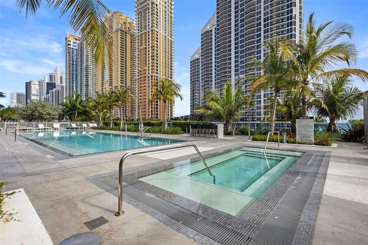 Aurora #905 image #22