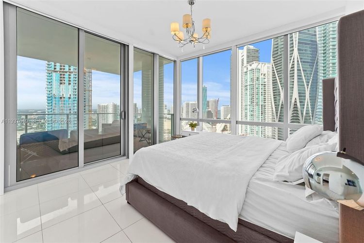 Paramount Miami Worldcenter #2601 image #18