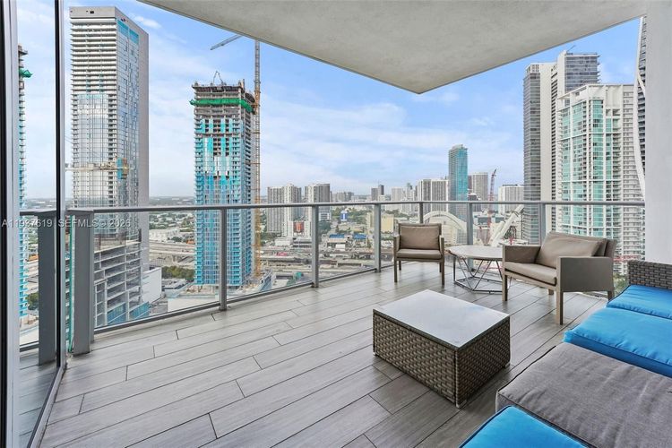Paramount Miami Worldcenter #2601 image #6