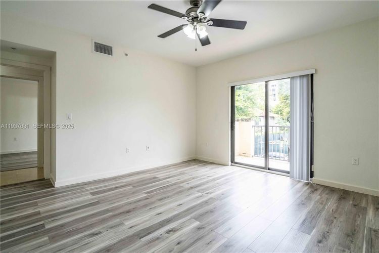 Majorca 300 #TH-102 image #21