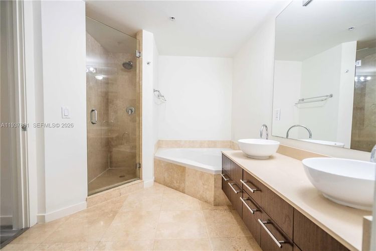 Majorca 300 #TH-102 image #29