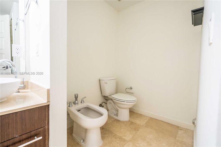 Majorca 300 #TH-102 image #30