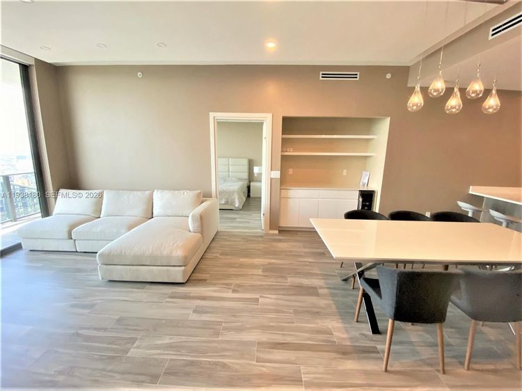 SLS Lux Brickell #5410 image #14