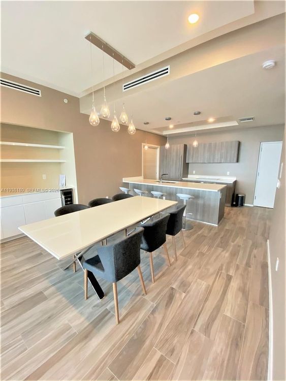 SLS Lux Brickell #5410 image #15