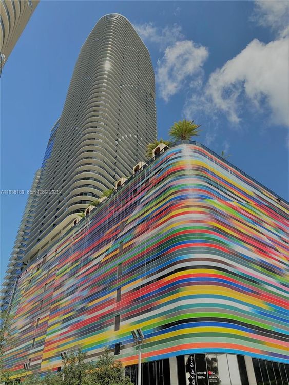 SLS Lux Brickell #5410 image #6