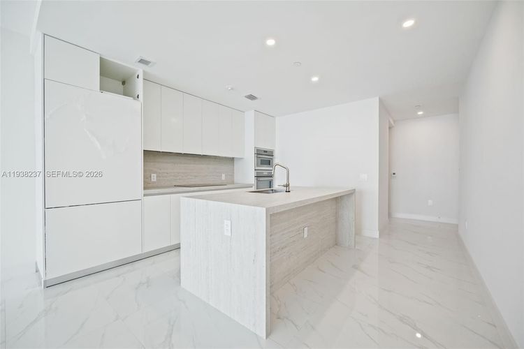 Aria Reserve South Tower #2105 image #11