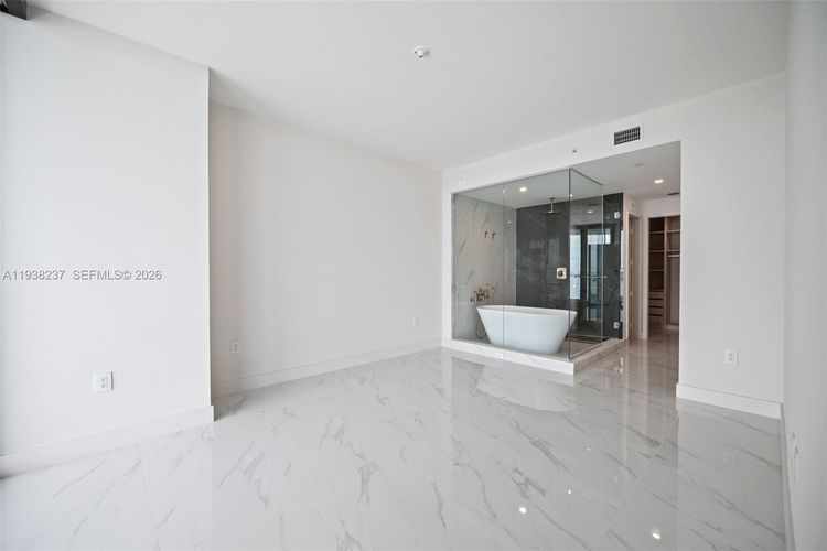 Aria Reserve South Tower #2105 image #17