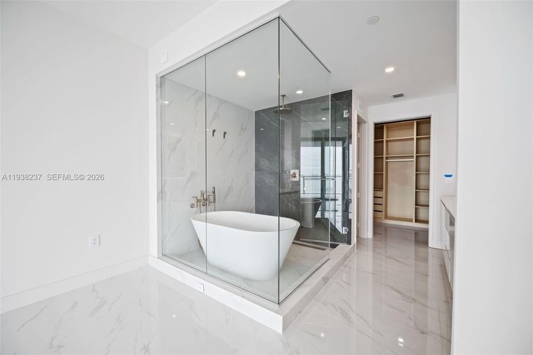 Aria Reserve South Tower #2105 image #18