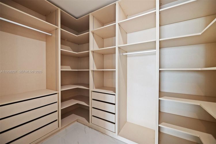 Aria Reserve South Tower #2105 image #21