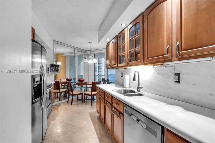 Oceania III #2235 image #6