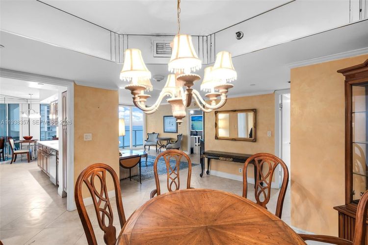 Oceania III #2235 image #9