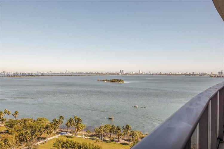 Aria on the Bay #1511 image #15