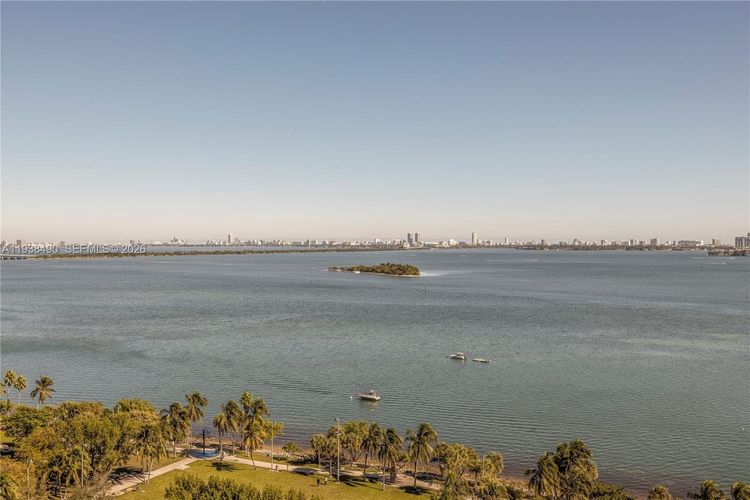 Aria on the Bay #1511 image #18