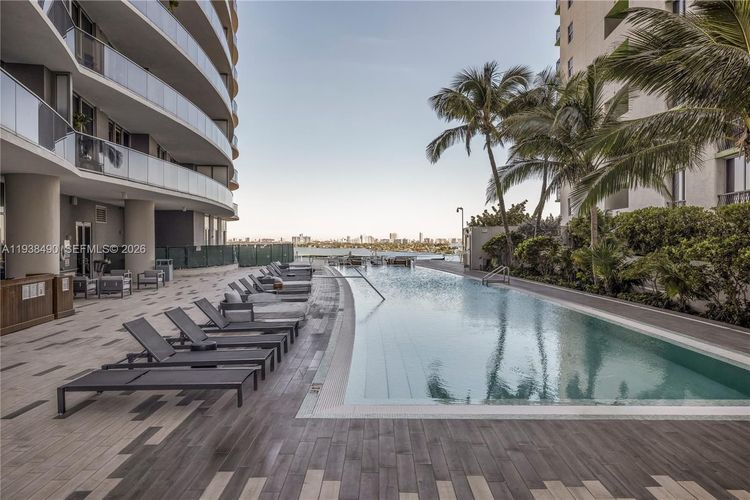 Aria on the Bay #1511 image #29